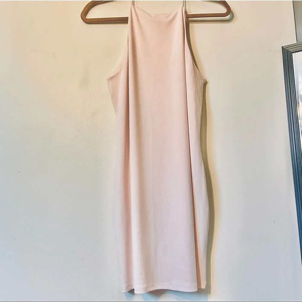 F21 DRESS ✨STUNNING✨ Light Pink Sleeveless - Picture 2 of 12